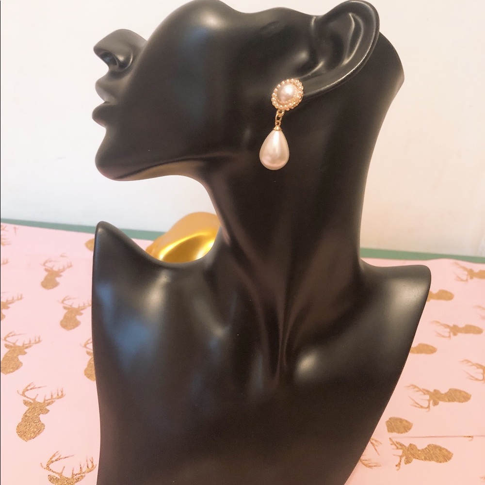 Summer Pearl earrings boutique